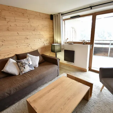 Billy Avoriaz - Kouria 32 Apartment