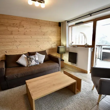 Billy Avoriaz - Kouria 32 Apartment
